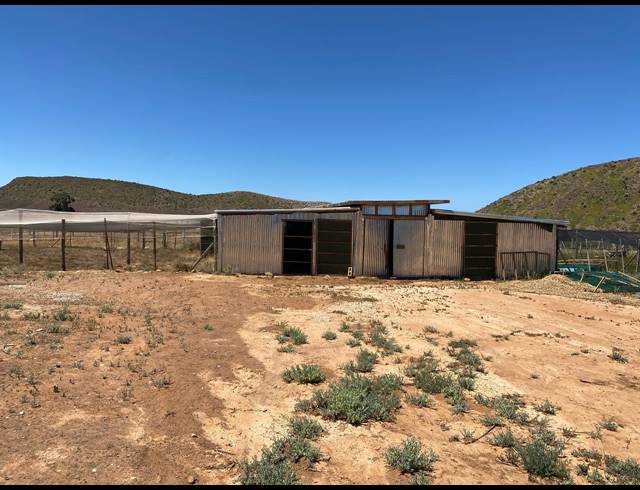 820HA FARM FOR SALE IN LADISMITH RURAL